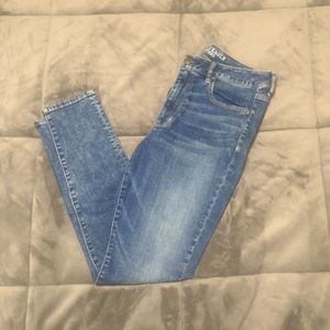 American Eagle Hi-Rise Jegging